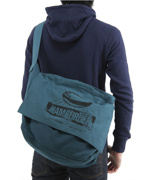 HYSTERIC ショルダーバッグ ベージュ/ネイビー HYSTERIC GLAMOUR（ヒステリックグラマー）の「Hamburger