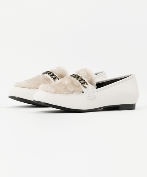 Re:EDIT（リエディ）の「[リエディ]チェーンファーローファー[2016秋新作]シューズ/ローファー（ローファー・レディース・ネイビー/ブラック/ワイン/ホワイト/グレー・LARGE/SMALL/X-LARGE/MEDIUM）」の2枚目の写真