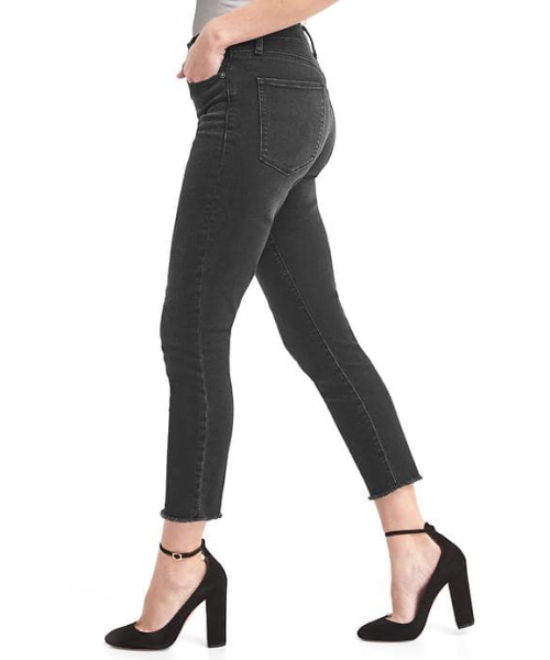 GAP（ギャップ）の「ストレッチスキニー（デニムパンツ・レディース・ホワイト・23/27/29/25/28/24/26）」の4枚目の写真