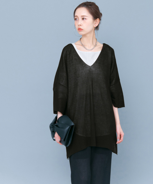 KBF（ケイビーエフ）の「KBF ビッグVネックプルオーバー（ニット/セーター・レディース・ブラック/ベージュ系その他/トップグレー・ONE）」の4枚目の写真