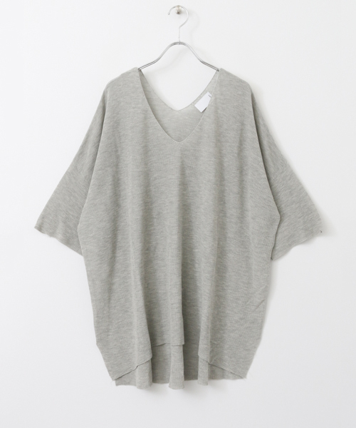 KBF（ケイビーエフ）の「KBF ビッグVネックプルオーバー（ニット/セーター・レディース・ブラック/ベージュ系その他/トップグレー・ONE）」の8枚目の写真