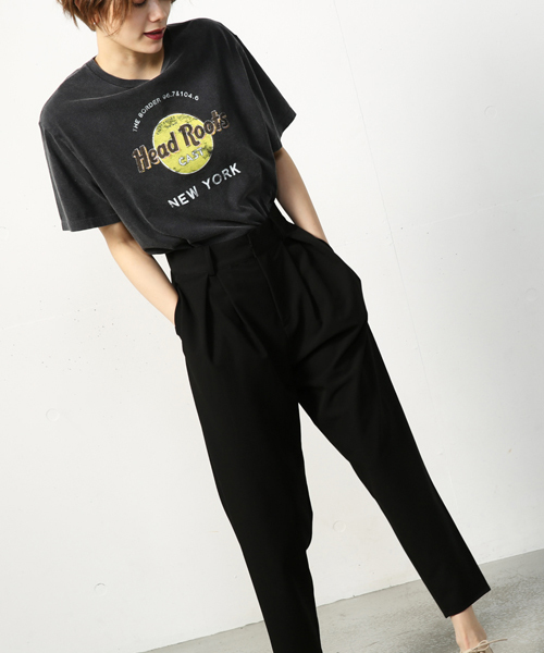 AZUL by moussy(アズールバイマウジー)の「タックハイウエストデニムパンツ(デニムパンツ・レディース・ブラック/ネイビー・MEDIUM/LARGE/SMALL)」の16枚目の写真