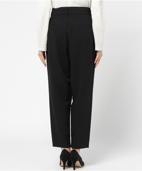 AZUL by moussy(アズールバイマウジー)の「タックハイウエストデニムパンツ(デニムパンツ・レディース・ブラック/ネイビー・MEDIUM/LARGE/SMALL)」の14枚目の写真