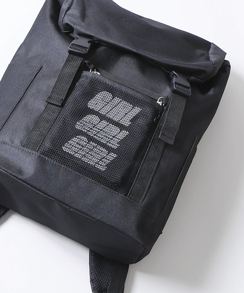 WEGO（ウィゴー）の「WEGO/ポーチ付きハートチャームリュック（バックパック/リュック・レディース・その他2/その他1/ホワイト/ブラック・FREE）」の3枚目の写真