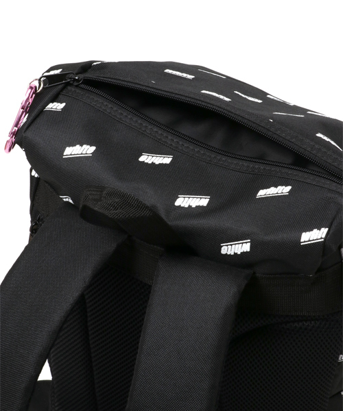 WEGO（ウィゴー）の「WEGO/ポーチ付きハートチャームリュック（バックパック/リュック・レディース・その他2/その他1/ホワイト/ブラック・FREE）」の9枚目の写真