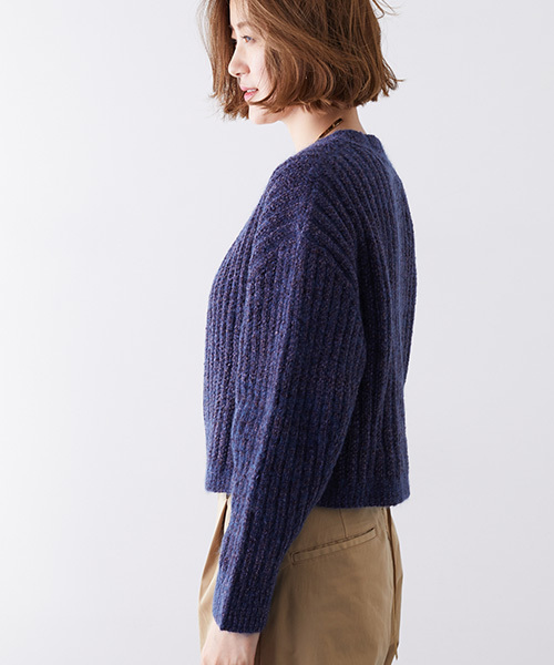 STUDIOUS（ステュディオス）の「モールショートカーディガン（カーディガン/ボレロ・レディース・ネイビー/ワインレッド・FREE）」の14枚目の写真