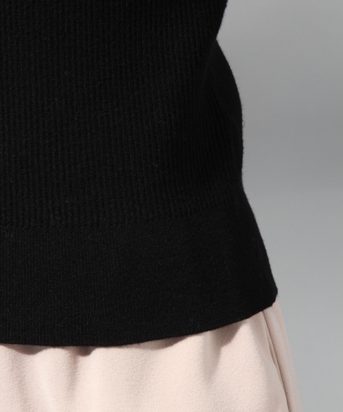 Andemiu(アンデミュウ)の「2WAYファーボタンプルオーバー/カーディガン777402(カーディガン/ボレロ・レディース・ブラック/ライトグレー/ピンク・FREE)」の20枚目の写真