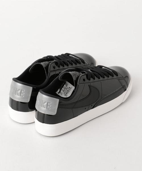 NIKE(ナイキ)の「NIKE WMNS プレイザーPRM(スニーカー・レディース・ブラック・24.5cm/23cm/24cm/23.5cm)」の4枚目の写真
