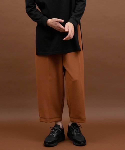 UNITED TOKYO（ユナイテッドトウキョウ）の「ジャージーワイドクロップドパンツ（その他パンツ・メンズ・ブラック/ブラウン/カーキ・1/2/3）」の4枚目の写真