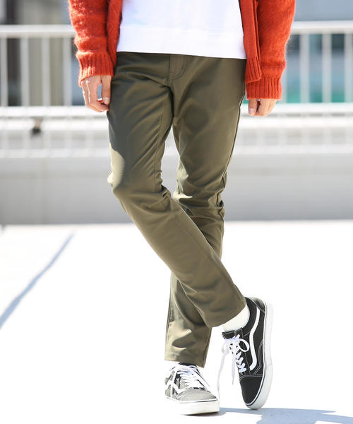 coen(コーエン)の「微光沢5ポケットスリムテーパードパンツ(スマートフォンポケット搭載)(その他パンツ・メンズ・ベージュ/ネイビー/オリーブ・MEDIUM/SMALL/LARGE/X-LARGE)」の2枚目の写真