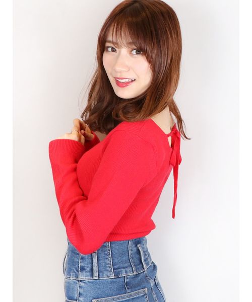 dazzlin(ダズリン)の「スクエアネックボウタイニット(ニット/セーター・レディース・グレー/レッド/イエロー/ブラック/オフホワイト・FREE)」の1枚目の写真
