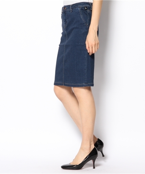 NANO universe(ナノユニバース)の「【VERY12月号掲載 】FF/デニムペンシルスカート(デニムスカート・レディース・インディゴブルー・36/38)」の2枚目の写真