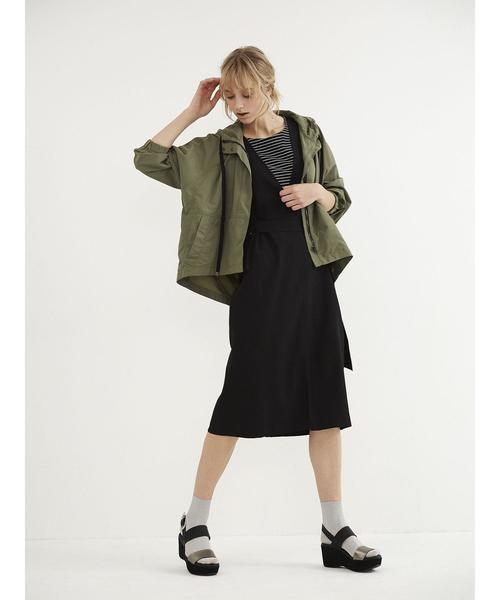 Editt by YECCA VECCA（エディットバイイェッカヴェッカ）の「オーバーポケットジャンスカ（ジャンパースカート・レディース・ブラック/ベージュ/カーキ・FREE）」の8枚目の写真