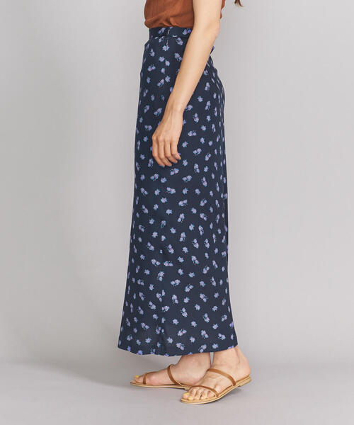 BEAUTY&YOUTH UNITED ARROWS（ビューティーアンドユースユナイテッドアローズ）の「BY フラワープリントマキシスカート 3（スカート・レディース・ネイビー/レッド・LARGE/SMALL/MEDIUM）」の12枚目の写真