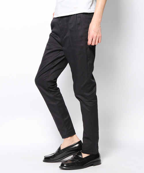 MIDWEST（ミッドウエスト）の「DIET BUTCHER SLIM SKIN ２タックチノパンツ（スラックス・メンズ・ブラック/ネイビー・2/1/3）」の10枚目の写真