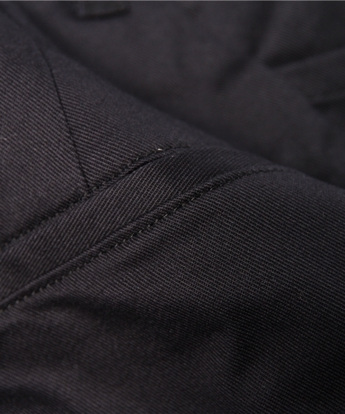 MIDWEST（ミッドウエスト）の「DIET BUTCHER SLIM SKIN ２タックチノパンツ（スラックス・メンズ・ブラック/ネイビー・2/1/3）」の3枚目の写真