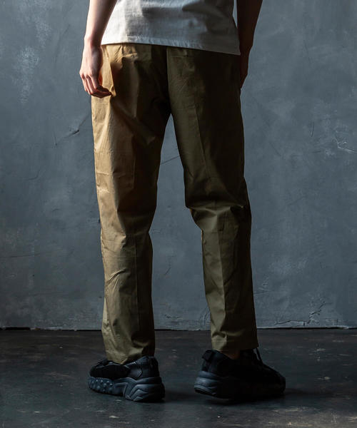 1PIU1UGUALE3 RELAX (ウノピゥウノウグァーレトレ リラックス)の「1PIU1UGUALE3 RELAX(ウノピゥウノウグァーレトレ)リラックスワイドパンツ(その他パンツ・メンズ・ブラック/グレー/ベージュ・SMALL/MEDIUM/LARGE)」の6枚目の写真