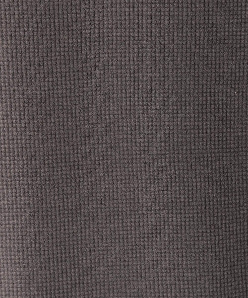 BAYFLOW(ベイフロー)の「ワッフルガラニットワンピース(ワンピース・レディース・カーキ/オフホワイト/チャコール・FREE)」の9枚目の写真