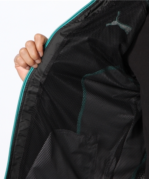 PUMA（プーマ）の「IT 裏付きウーブンジャケット - evo TRG（ナイロンジャケット・メンズ・ブラック/レッド/イエロー・LARGE/SMALL/MEDIUM/XO/O）」の10枚目の写真