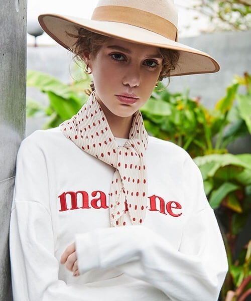 EIMY ISTOIRE（エイミーイストワール）の「ドットスカーフ付きロゴスエットプルオーバー（スウェット・レディース・ホワイト/ブラック/ベージュ/ネイビー/ピンク・FREE）」の15枚目の写真