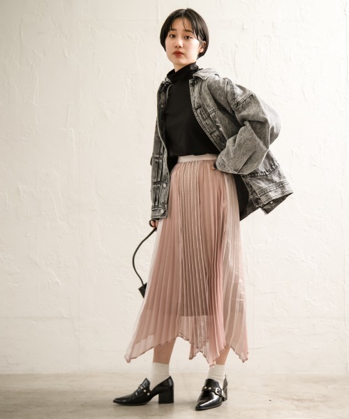 PAGEBOY(ページボーイ)の「イソザイシアープリーツスカート(スカート・レディース・オフホワイト/ブラック/パープル・FREE)」の7枚目の写真