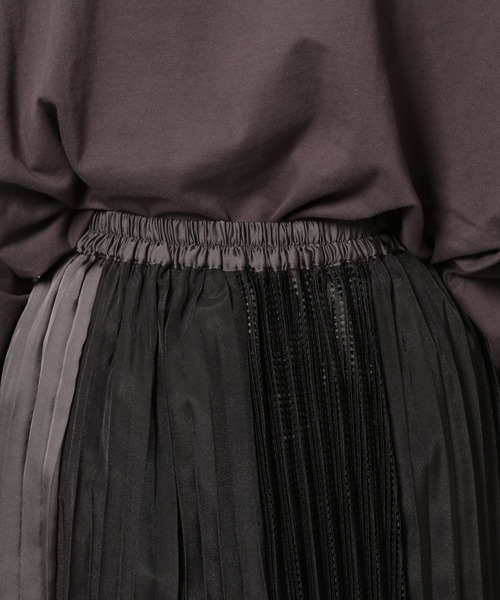 PAGEBOY(ページボーイ)の「イソザイシアープリーツスカート(スカート・レディース・オフホワイト/ブラック/パープル・FREE)」の13枚目の写真