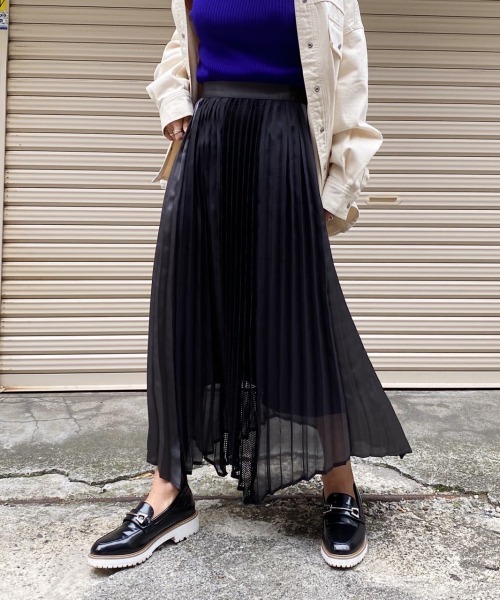 PAGEBOY(ページボーイ)の「イソザイシアープリーツスカート(スカート・レディース・オフホワイト/ブラック/パープル・FREE)」の17枚目の写真