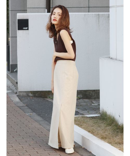 Ungrid(アングリッド)の「ストレッチスリットマキシスカート(スカート・レディース・オフホワイト/ベージュ・MEDIUM/SMALL)」の10枚目の写真