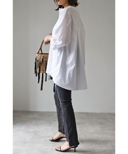 Bonjour Sagan（ボンジュールサガン）の「ノーカラースキッパーシャツ（シャツ/ブラウス・レディース・アイボリー/ベージュ/ダークブラック/ブラック・FREE）」の8枚目の写真