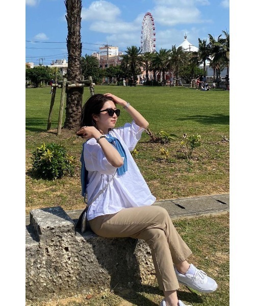 Bonjour Sagan（ボンジュールサガン）の「ノーカラースキッパーシャツ（シャツ/ブラウス・レディース・アイボリー/ベージュ/ダークブラック/ブラック・FREE）」の14枚目の写真