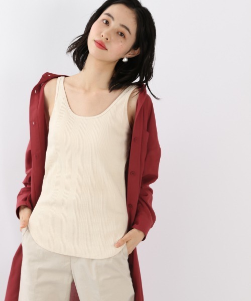 LOWRYS FARM（ローリーズファーム）の「バックオープンタンク　879404（タンクトップ・レディース・チャコールグレー/ブラウン/ピンク/アイボリー・FREE）」の4枚目の写真