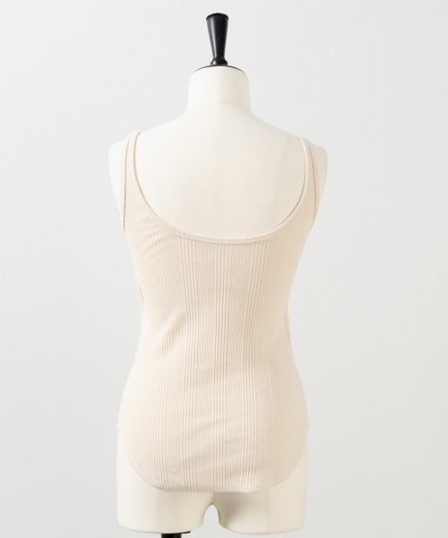 LOWRYS FARM（ローリーズファーム）の「バックオープンタンク　879404（タンクトップ・レディース・チャコールグレー/ブラウン/ピンク/アイボリー・FREE）」の15枚目の写真