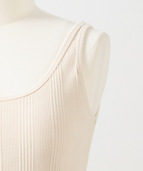 LOWRYS FARM（ローリーズファーム）の「バックオープンタンク　879404（タンクトップ・レディース・チャコールグレー/ブラウン/ピンク/アイボリー・FREE）」の13枚目の写真