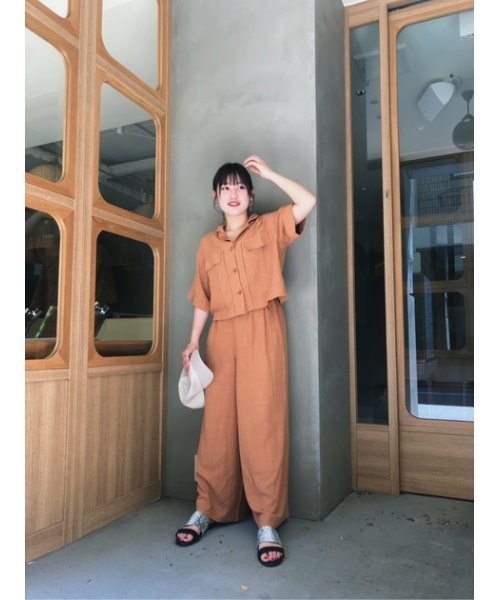 AZUL by moussy（アズールバイマウジー）の「LINEN WIDE PANTS/リネンワイドパンツ（その他パンツ・レディース・キャメル/ブラック/ライトベージュ・SMALL/MEDIUM）」の4枚目の写真