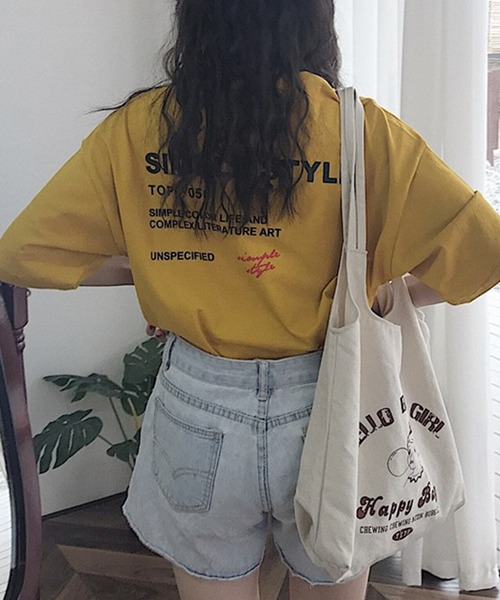 DAY CLOSET(デイ クローゼット)の「レディース バックプリントビッグシルエットラウンドネックトップス(Tシャツ/カットソー・レディース・ホワイト/ブラック/イエロー・M/L/XL/2XL)」の11枚目の写真
