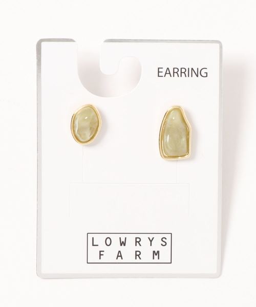 LOWRYS FARM（ローリーズファーム）の「アシメジュシイヤリング　895032（イヤリング・レディース・ブラウン/グリーン/アイボリー・FREE）」の3枚目の写真