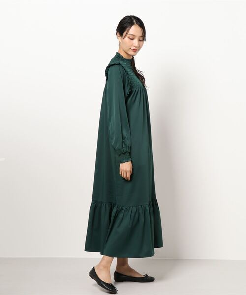 ottilie（オティーリエ）の「シャーリングワンピース（ワンピース・レディース・ブラウン/グリーン・FREE）」の4枚目の写真