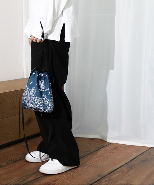 Lee（リー）の「Lee/リー　リラックスペインターパンツ（デニムパンツ・レディース・アイボリー/ブラック/ライトグリーン/インディゴブルー・MEDIUM/SMALL）」の20枚目の写真