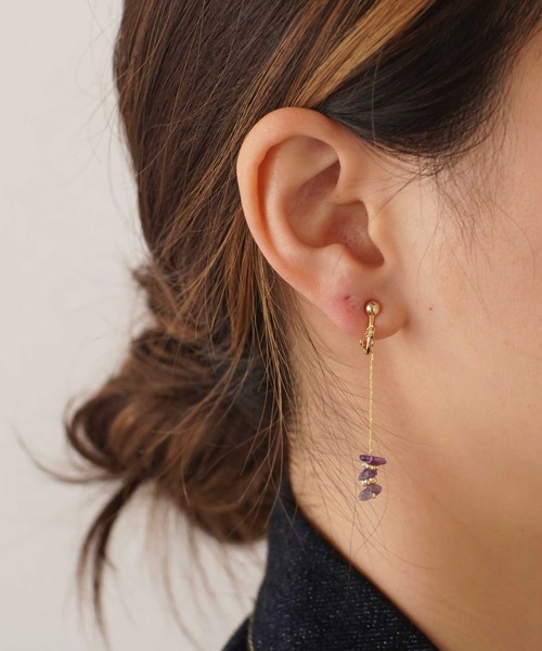 dictionary(ディクショナリー)の「【 DICTIONARY / ディクショナリー 】ストーン ゴールド イヤリング(イヤリング・レディース・パープル/グレー/ホワイト/ブラック・FREE)」の4枚目の写真