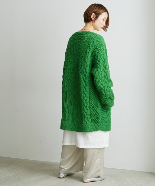cardo fabrica（カルドファブリカ）の「ケーブル×透かし編みハンドニットＶネックカーディガン（カーディガン/ボレロ・レディース・グリーン・FREE）」の21枚目の写真