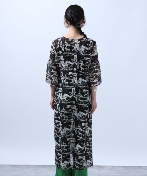 HARE（ハレ）の「シフォンガラワンピース(HARE)（ワンピース・レディース・ブラック/ブルー・FREE）」の15枚目の写真