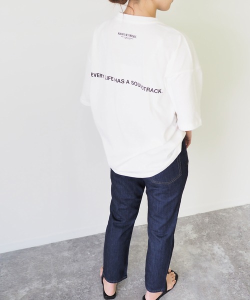 Riberry（リベリー）の「フォト＆バックプリントコットンTシャツ（Tシャツ/カットソー・レディース・オフホワイト/スミクロ・FREE）」の9枚目の写真