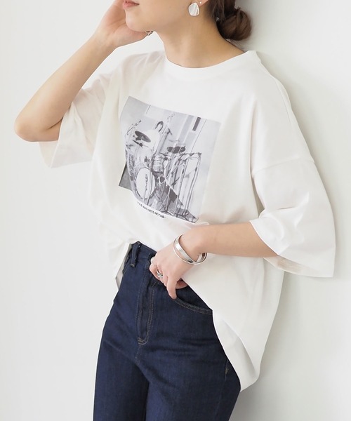 Riberry（リベリー）の「フォト＆バックプリントコットンTシャツ（Tシャツ/カットソー・レディース・オフホワイト/スミクロ・FREE）」の8枚目の写真