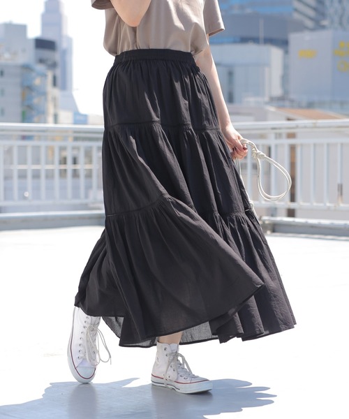 AMERICAN HOLIC（アメリカンホリック）の「ティアードソフトギャザースカート　＊（スカート・レディース・その他14/ブラック/オフホワイト/ブラウン/ブルー・FREE）」の3枚目の写真