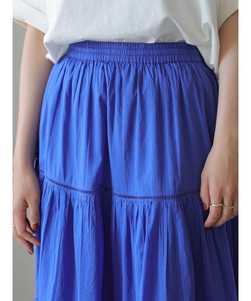 AMERICAN HOLIC（アメリカンホリック）の「ティアードソフトギャザースカート　＊（スカート・レディース・その他14/ブラック/オフホワイト/ブラウン/ブルー・FREE）」の13枚目の写真