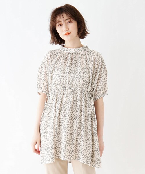 DRESKIP（ドレスキップ）の「◆ウエストリボンリーフ柄ブラウス（シャツ/ブラウス・レディース・ホワイト系3/ブラック系/イエロー系・02/03）」の2枚目の写真