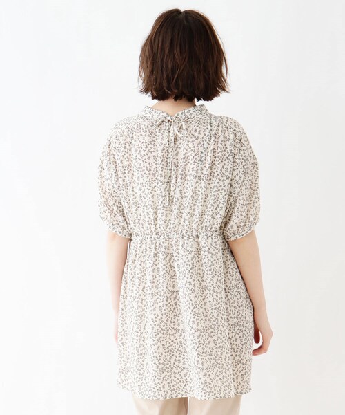 DRESKIP（ドレスキップ）の「◆ウエストリボンリーフ柄ブラウス（シャツ/ブラウス・レディース・ホワイト系3/ブラック系/イエロー系・02/03）」の7枚目の写真