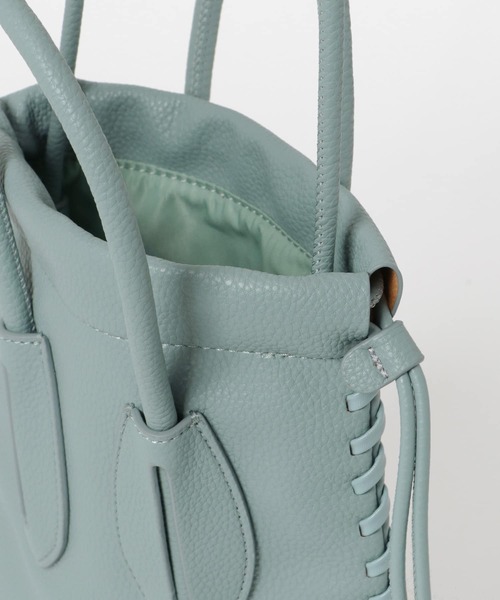 ADD CULUMN（アドカラム）の「【WEB限定】【別注】ADD CULUMN　TURN S ショルダーバッグ（ショルダーバッグ・レディース・ブラック/ブルー/アイボリー/ホワイト系その他/ブラウン・-）」の8枚目の写真