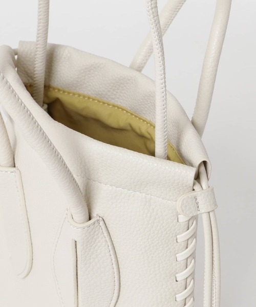 ADD CULUMN（アドカラム）の「【WEB限定】【別注】ADD CULUMN　TURN S ショルダーバッグ（ショルダーバッグ・レディース・ブラック/ブルー/アイボリー/ホワイト系その他/ブラウン・-）」の9枚目の写真