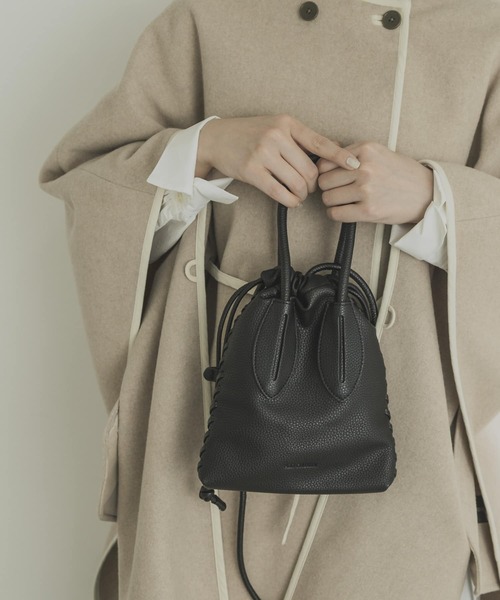 ADD CULUMN（アドカラム）の「【WEB限定】【別注】ADD CULUMN　TURN S ショルダーバッグ（ショルダーバッグ・レディース・ブラック/ブルー/アイボリー/ホワイト系その他/ブラウン・-）」の14枚目の写真